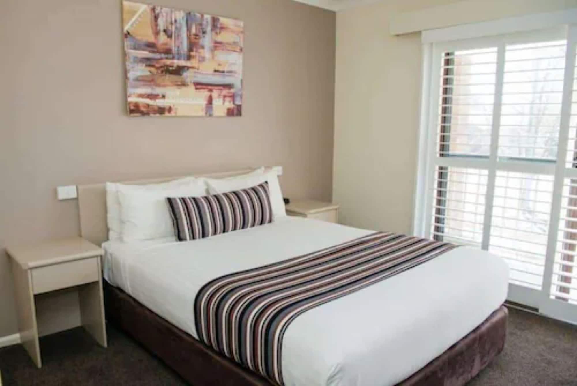 Central Caleula Motor Lodge Orange Luaran gambar