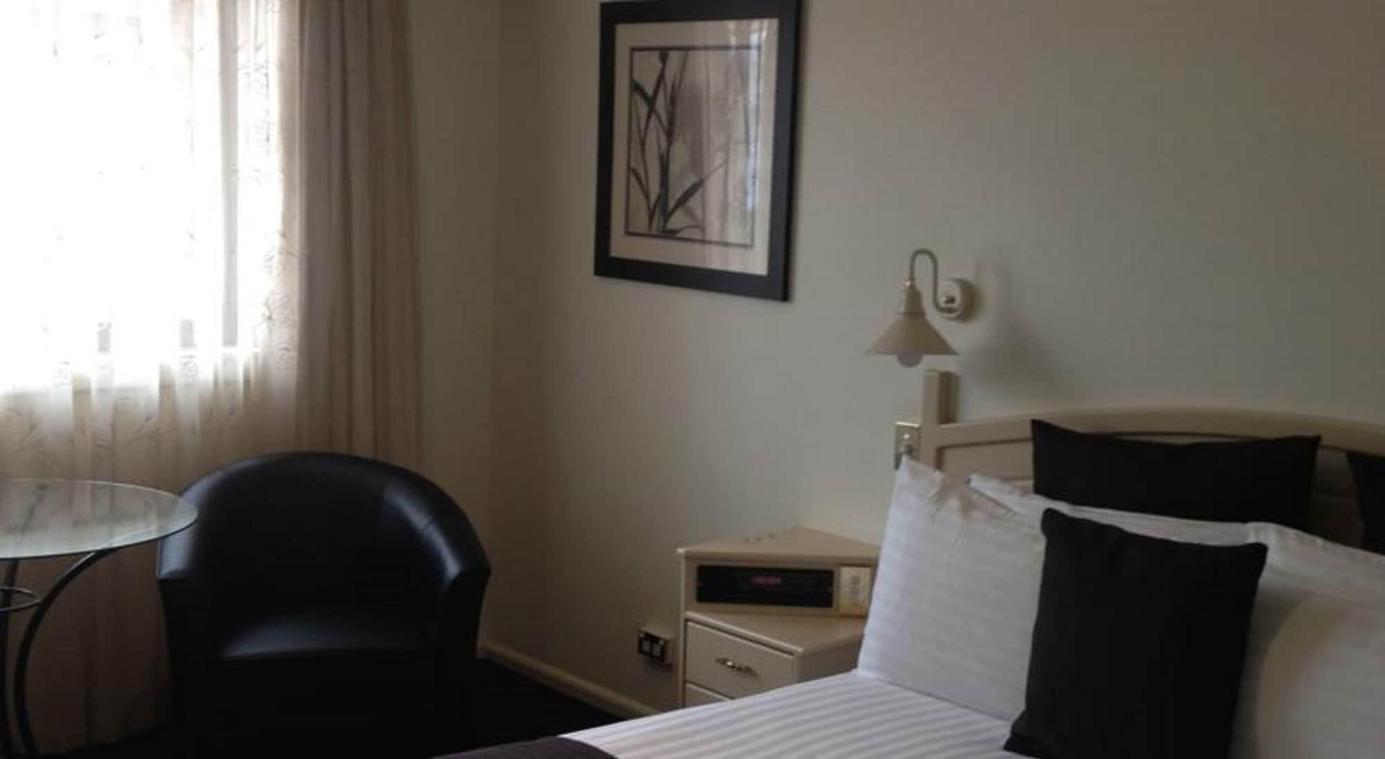 Central Caleula Motor Lodge Orange Luaran gambar