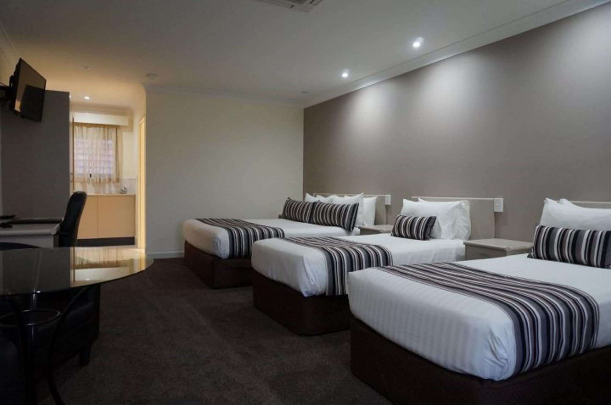 Central Caleula Motor Lodge Orange Luaran gambar